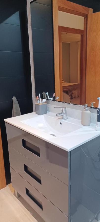Apartamento Entero De Tres Habitaciones, Cerca De La Playa! Acogedor, Luminoso Y Tranquilo Malgrat de Mar Luaran gambar