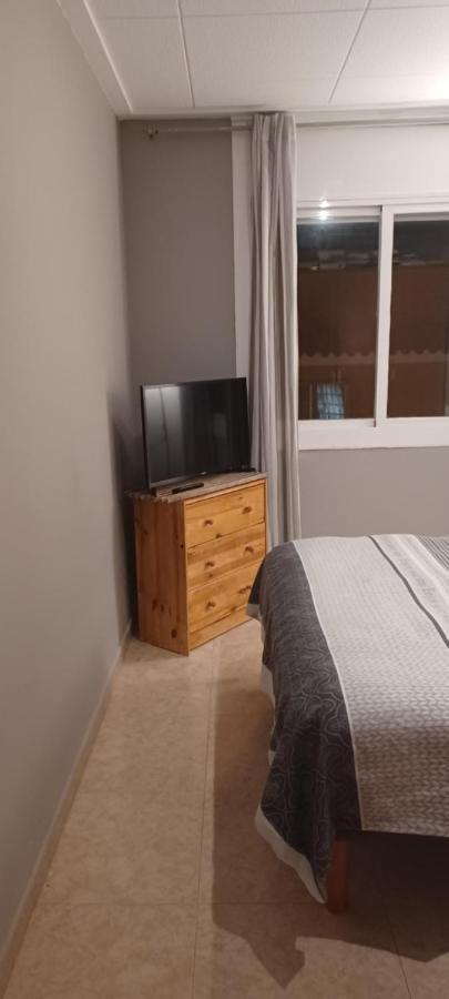 Apartamento Entero De Tres Habitaciones, Cerca De La Playa! Acogedor, Luminoso Y Tranquilo Malgrat de Mar Luaran gambar