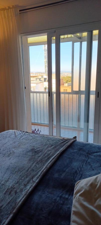 Apartamento Entero De Tres Habitaciones, Cerca De La Playa! Acogedor, Luminoso Y Tranquilo Malgrat de Mar Luaran gambar