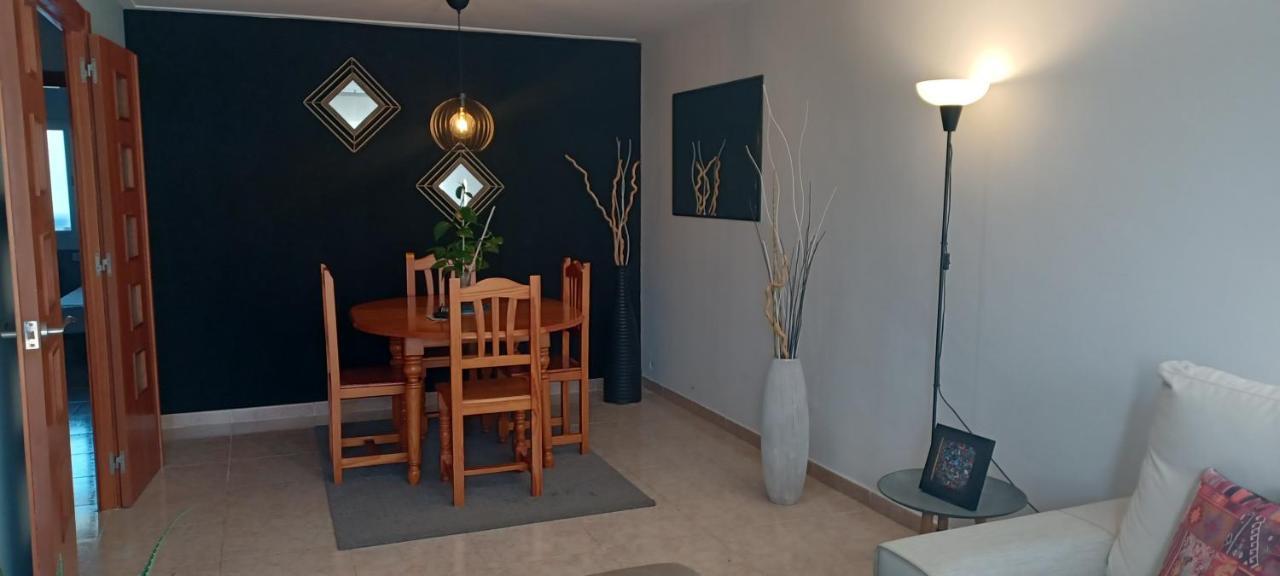 Apartamento Entero De Tres Habitaciones, Cerca De La Playa! Acogedor, Luminoso Y Tranquilo Malgrat de Mar Luaran gambar