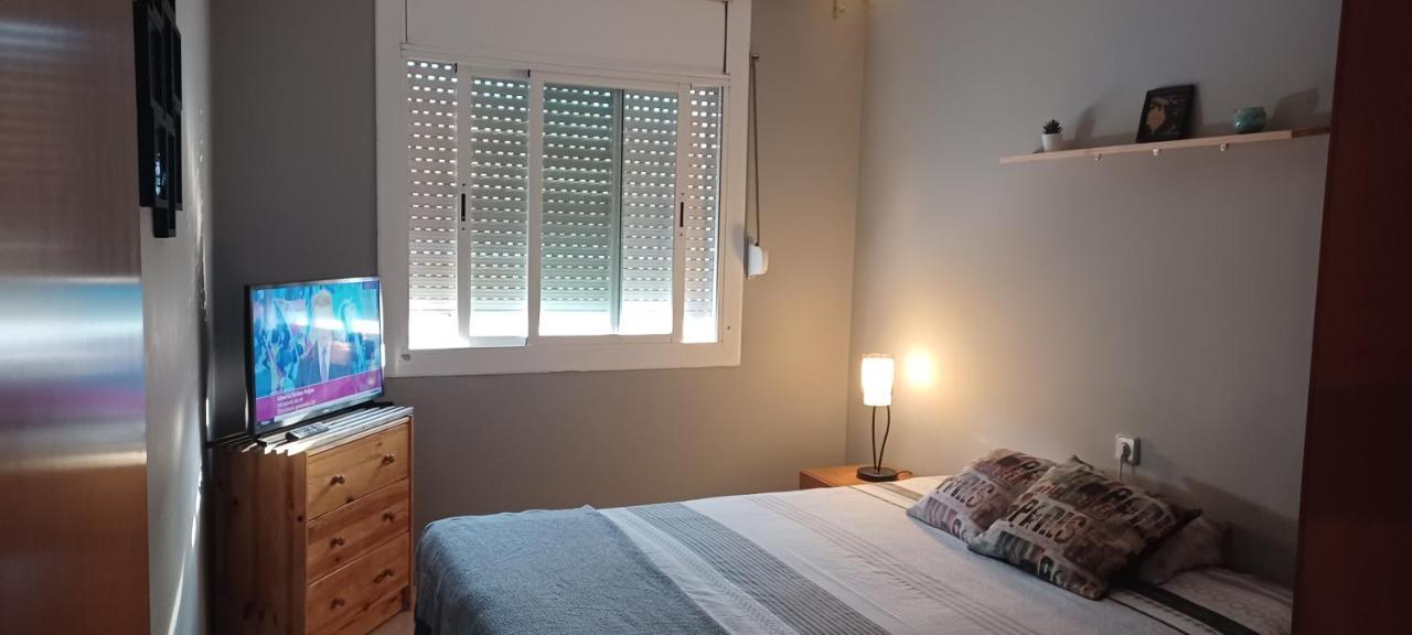 Apartamento Entero De Tres Habitaciones, Cerca De La Playa! Acogedor, Luminoso Y Tranquilo Malgrat de Mar Luaran gambar