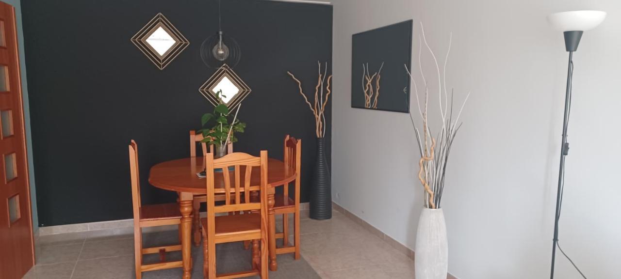 Apartamento Entero De Tres Habitaciones, Cerca De La Playa! Acogedor, Luminoso Y Tranquilo Malgrat de Mar Luaran gambar